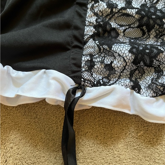 Full French maid costume with accessories, size medium - Picture 2 of 9